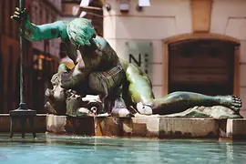 Donnerova fontána na náměstí Neuer Markt